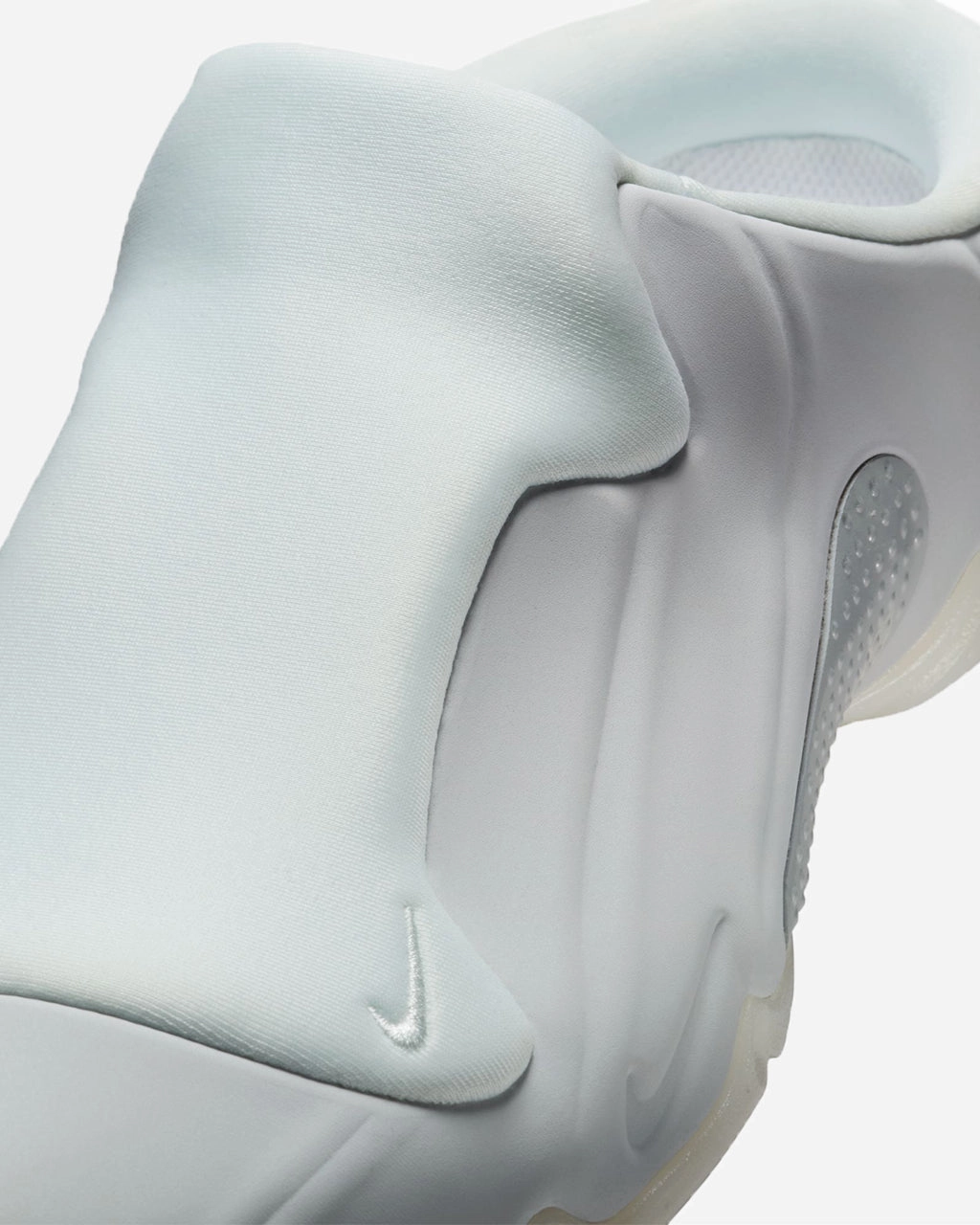Clogposite 'Photon Dust/Summit White'