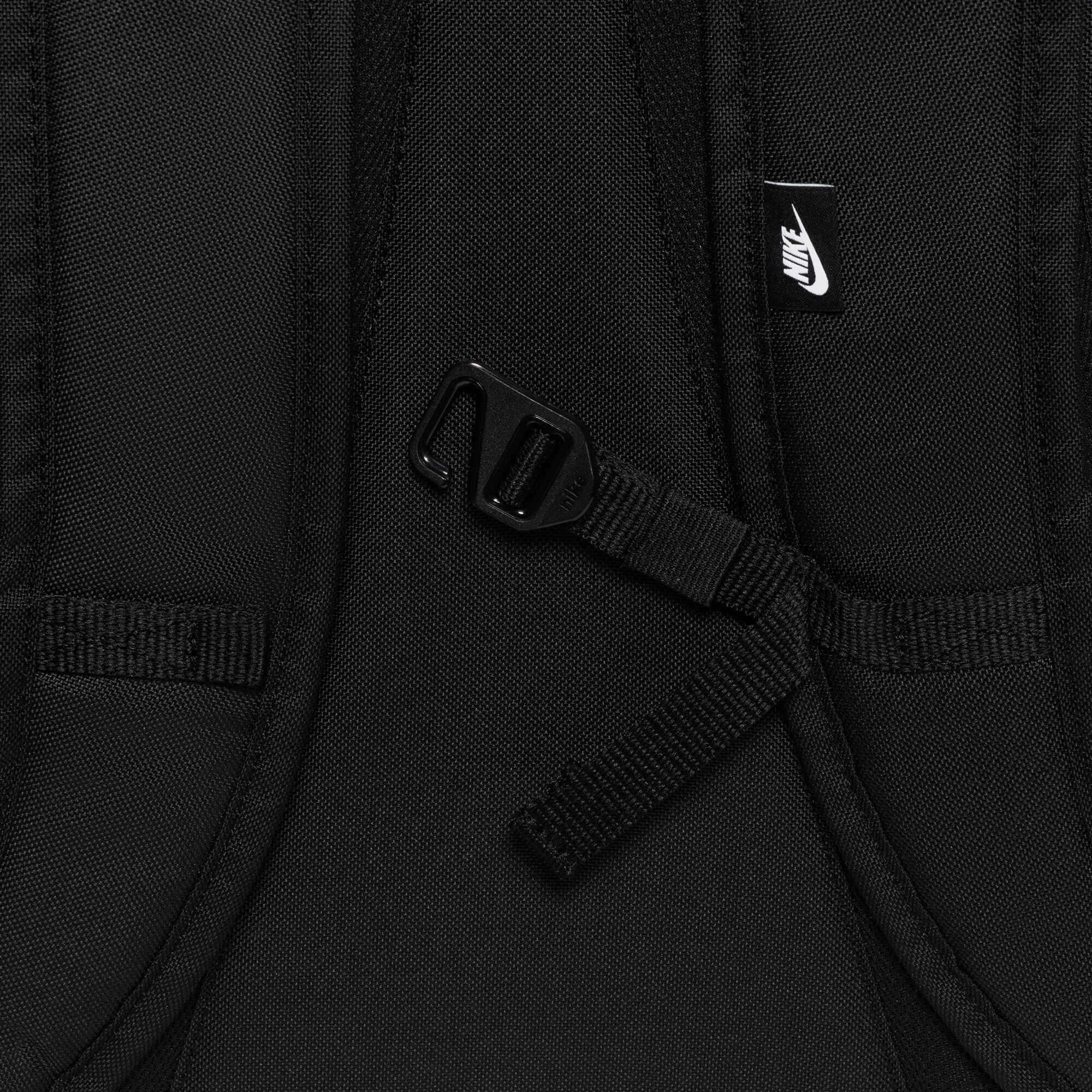 Hayward Backpack (26L)