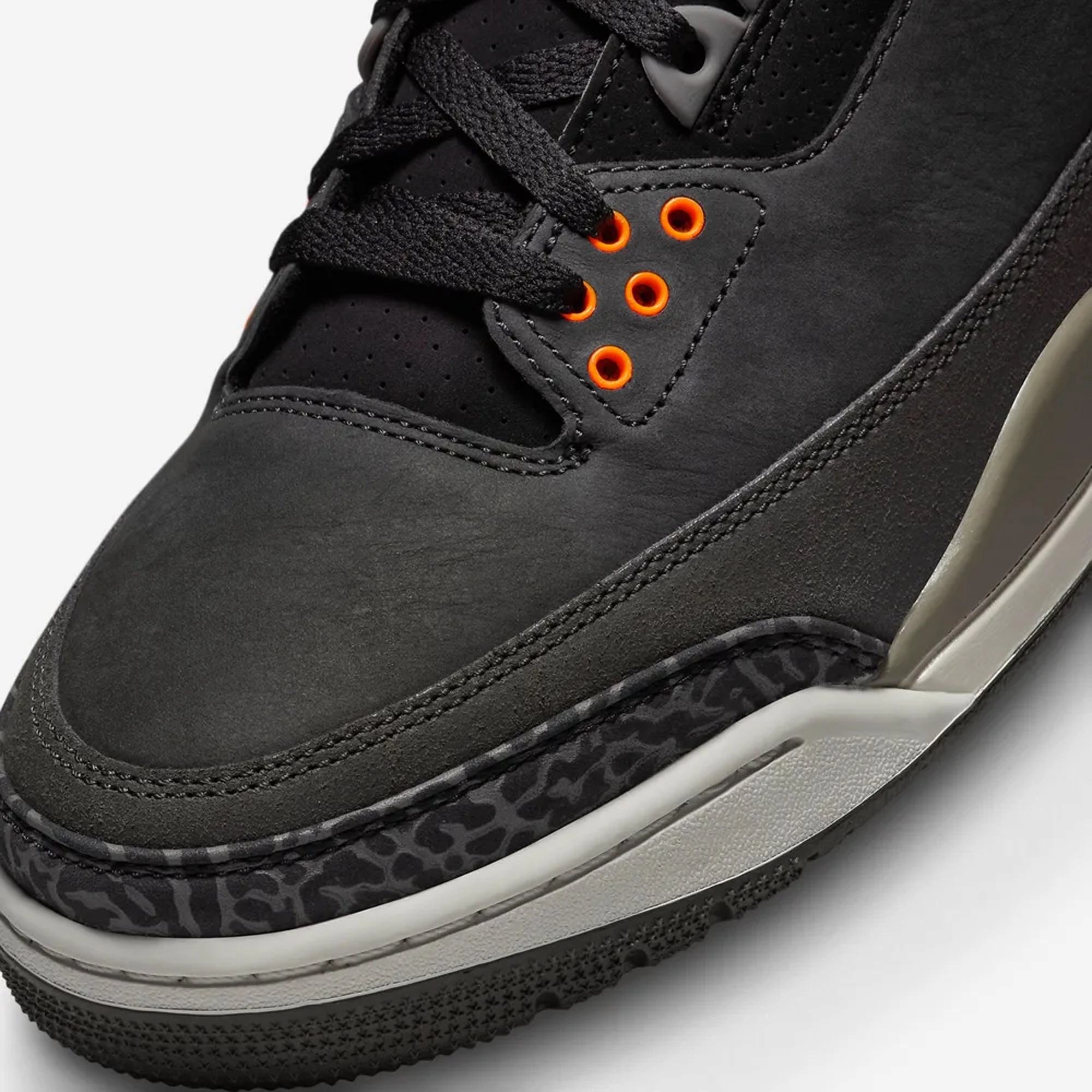 Jordan | AIR JORDAN 3 FEAR  { NIGHT STADIUM/TOTAL ORANGE-BLACK