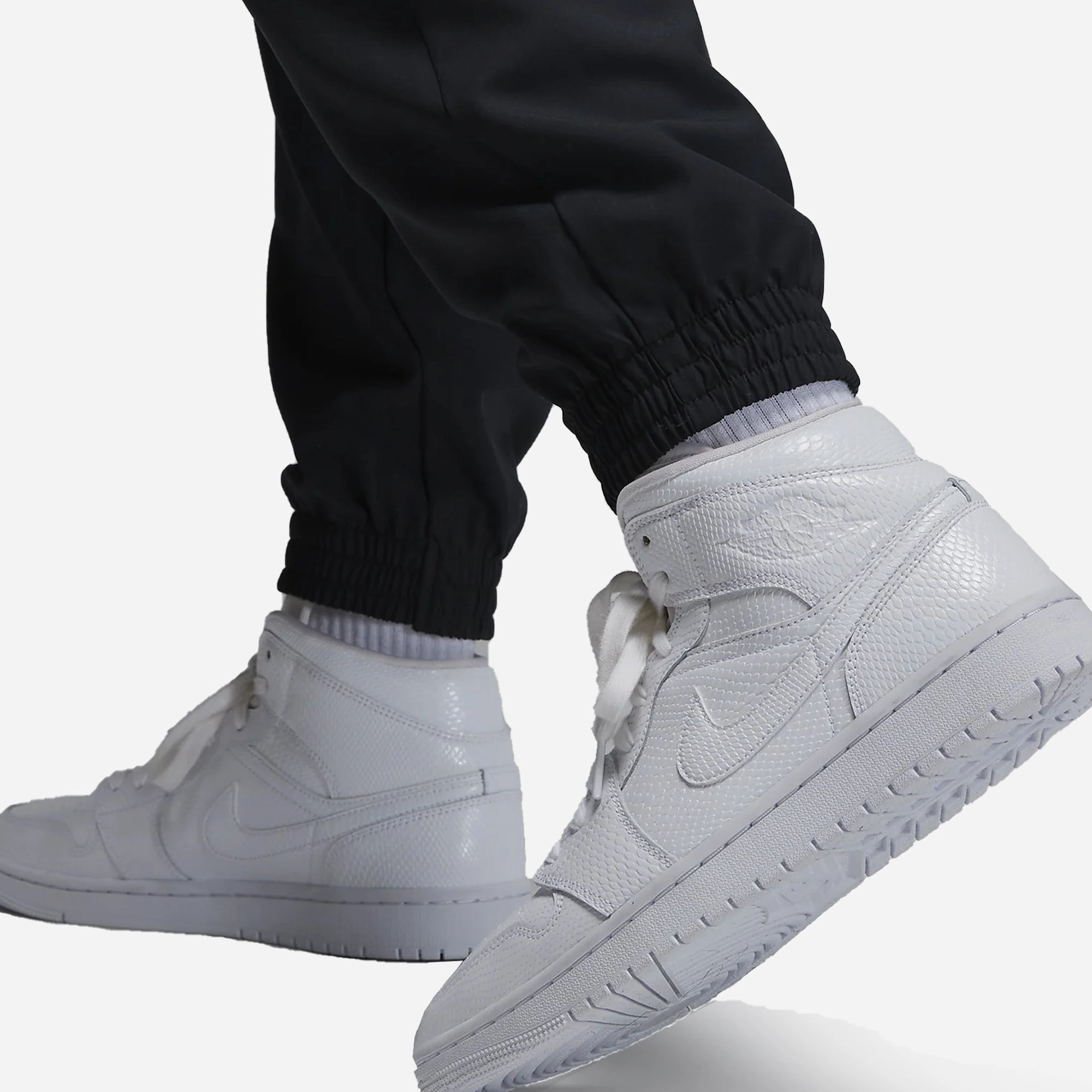 Jordan | WOVEN PANTS  { BLACK/SMOKE GREY