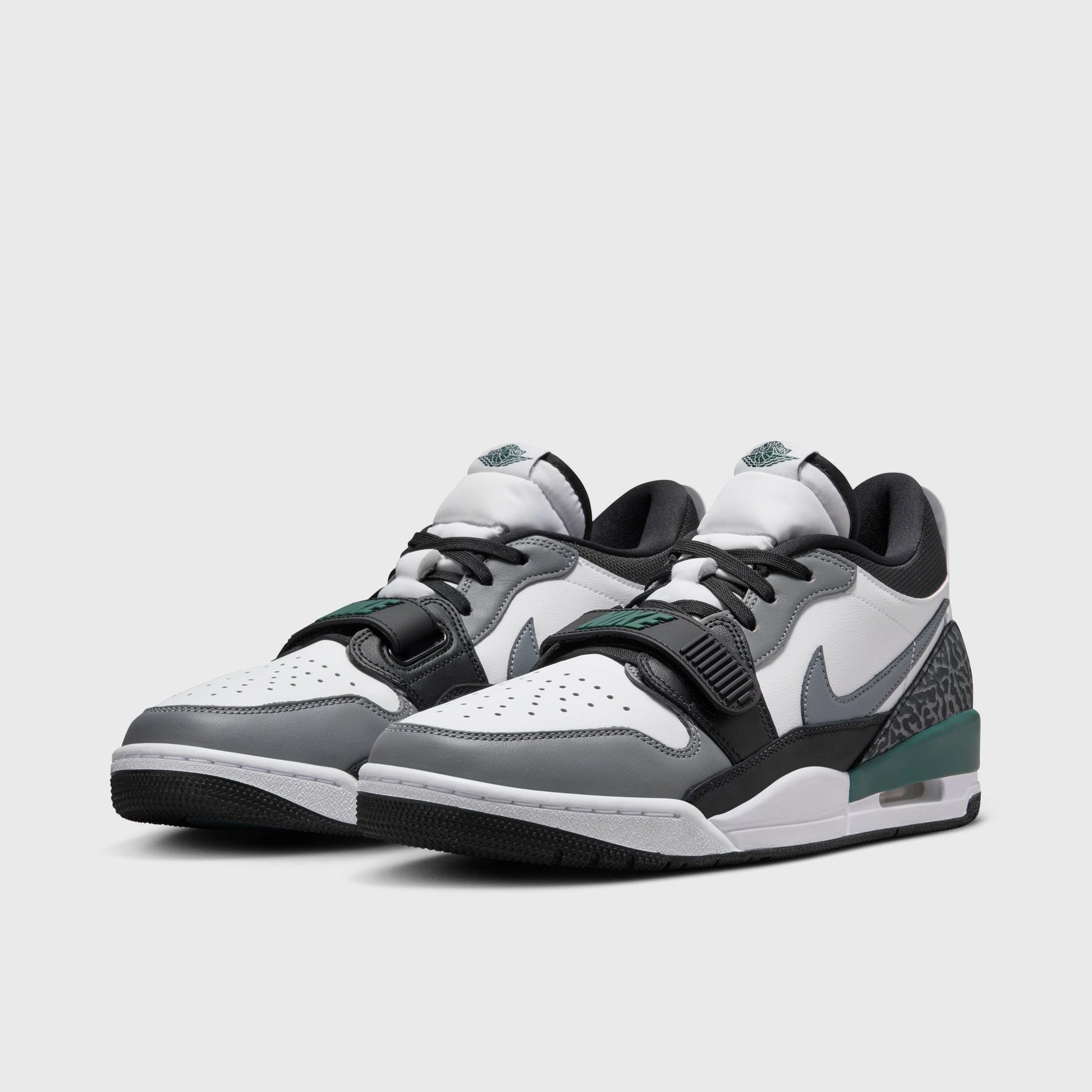 Jordan Legacy 312 Low White / Oxidized Green - Black
