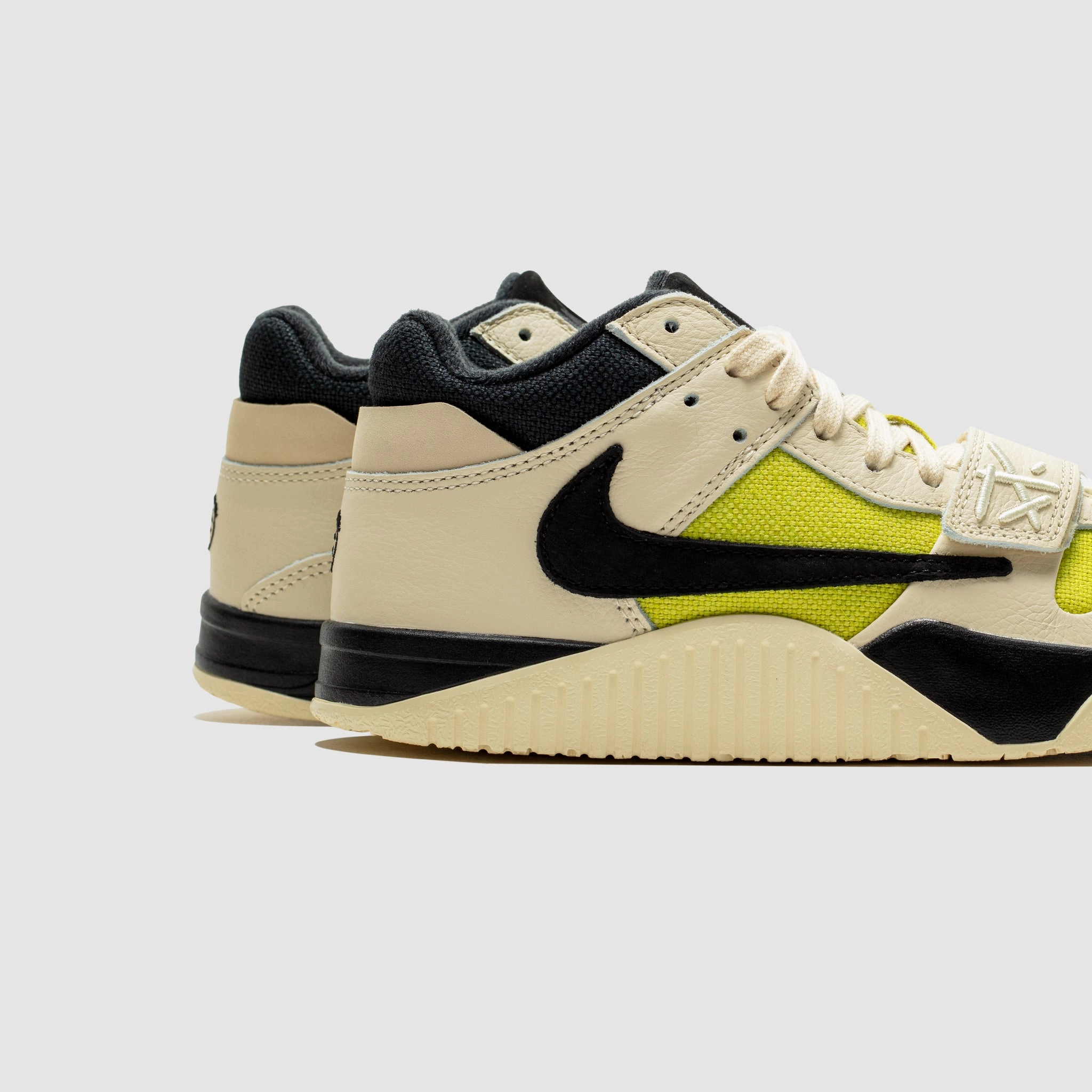 JUMPMAN JACK TRAINER BRIGHT CACTUS