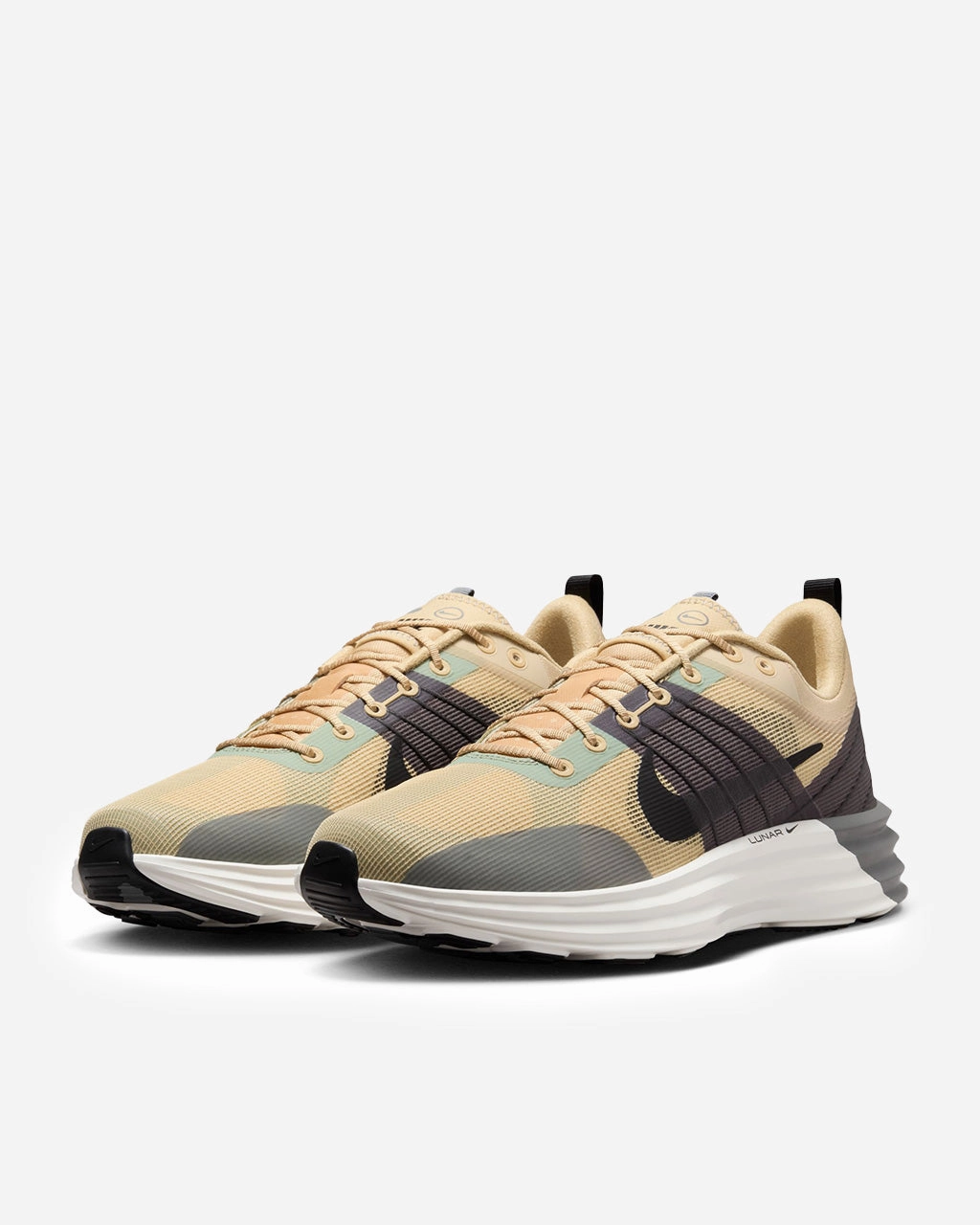 Lunar Roam 'Coconut Milk/Smoke Grey'