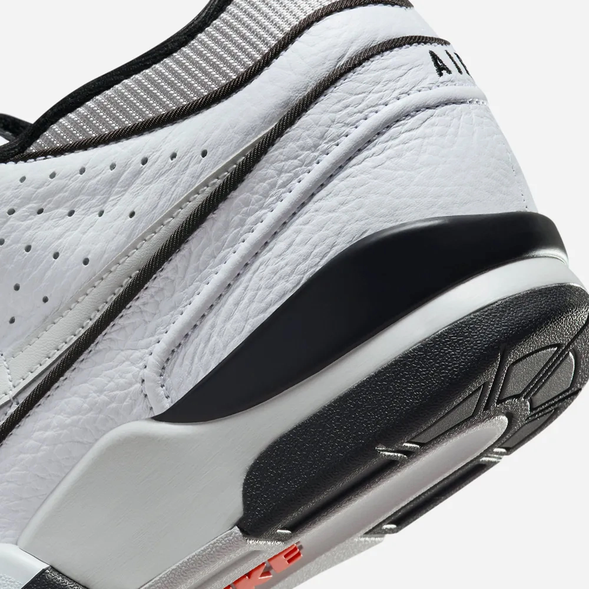 Nike | AIR ALPHA FORCE 88  { WHITE/NEUTRAL GREY-BLACK-TECH GREY
