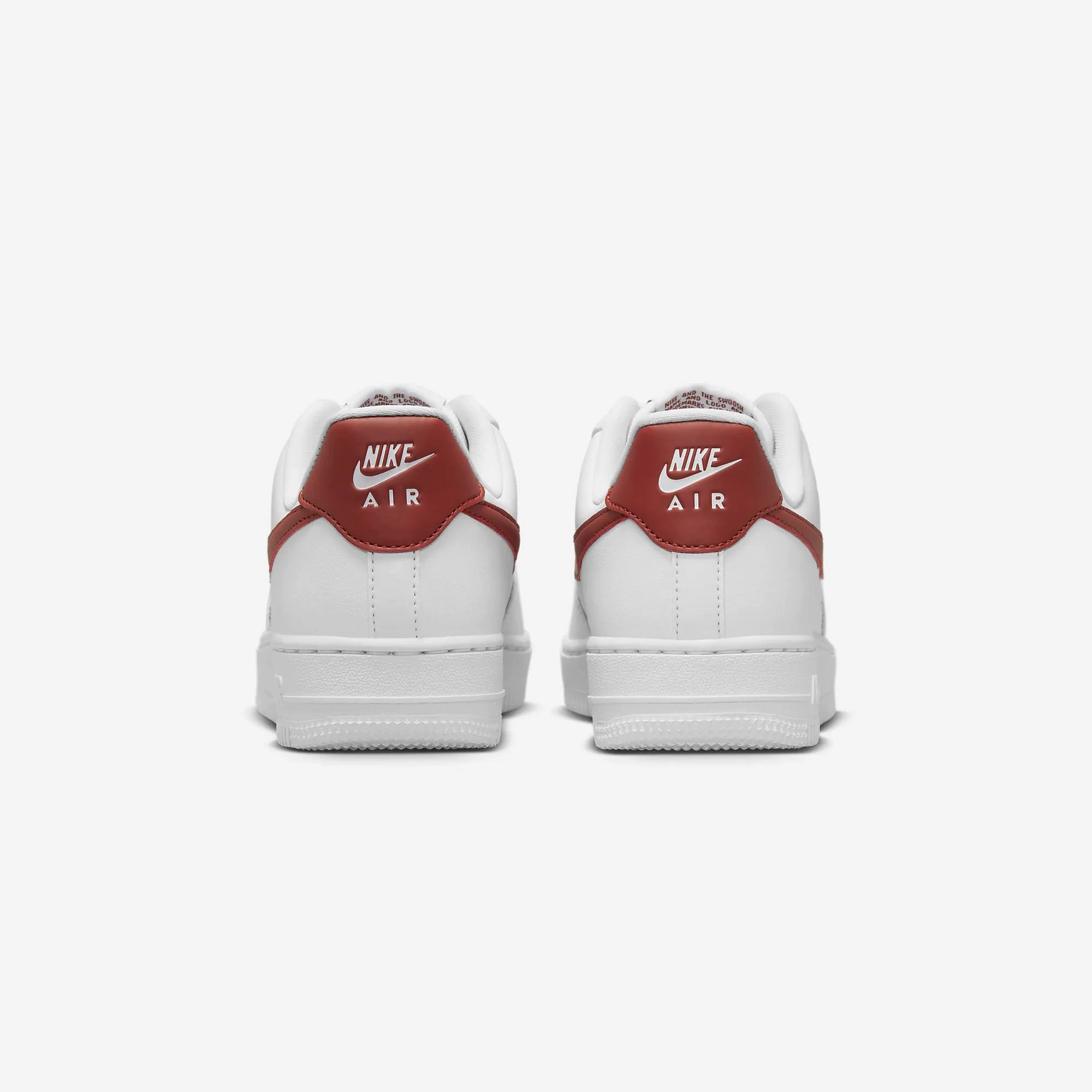 Nike | AIR FORCE 1 07  { WHITE/RUGGED ORANGE