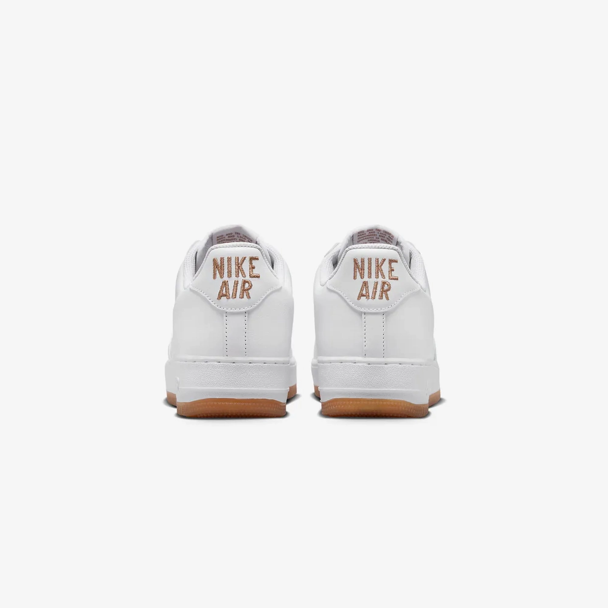Nike | AIR FORCE 1 LOW RETRO  { WHITE/GUM MED BROWN