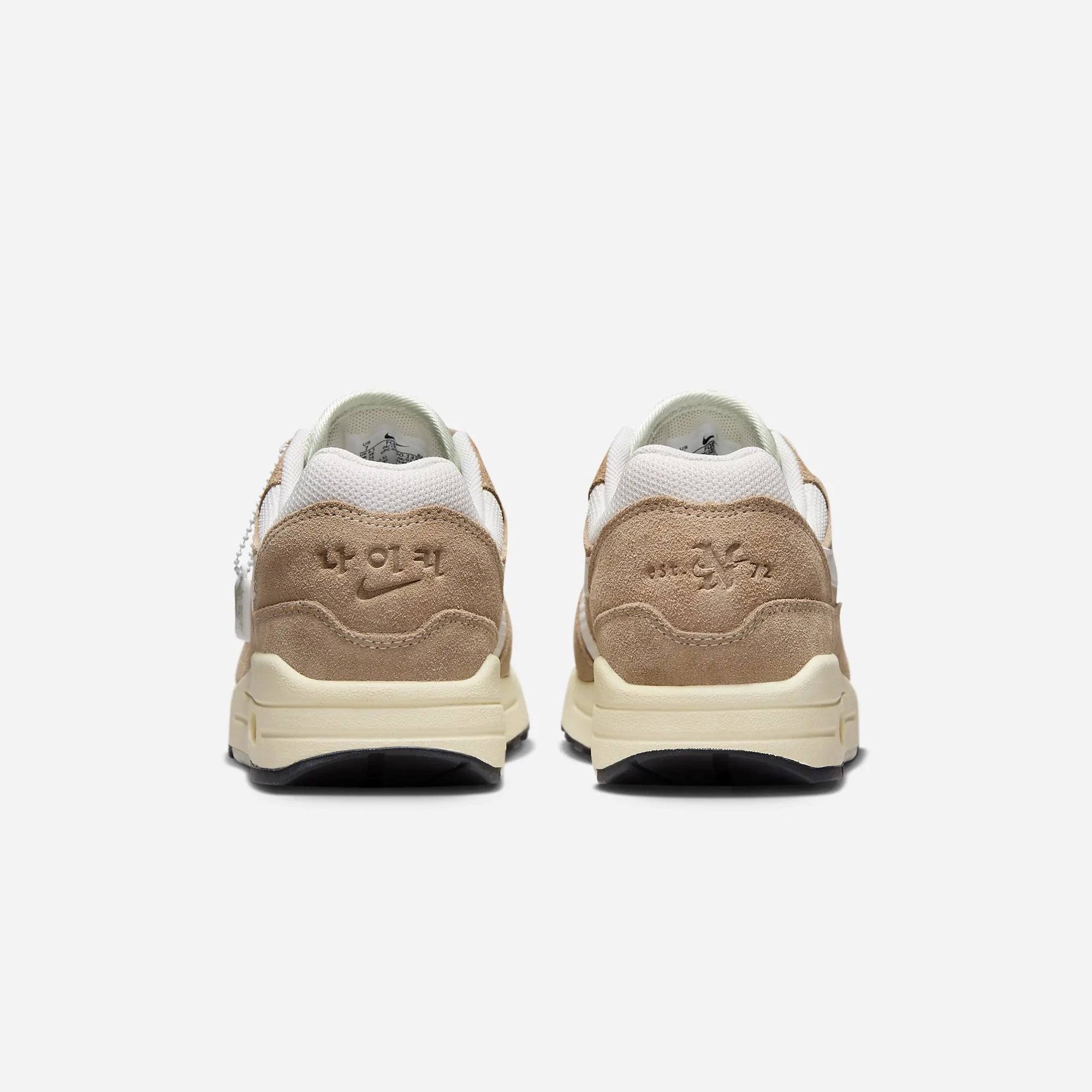 Nike | AIR MAX 1 '87 SE { SAIL/KHAKI-COCONUT MILK-LT OREWOOD BRN