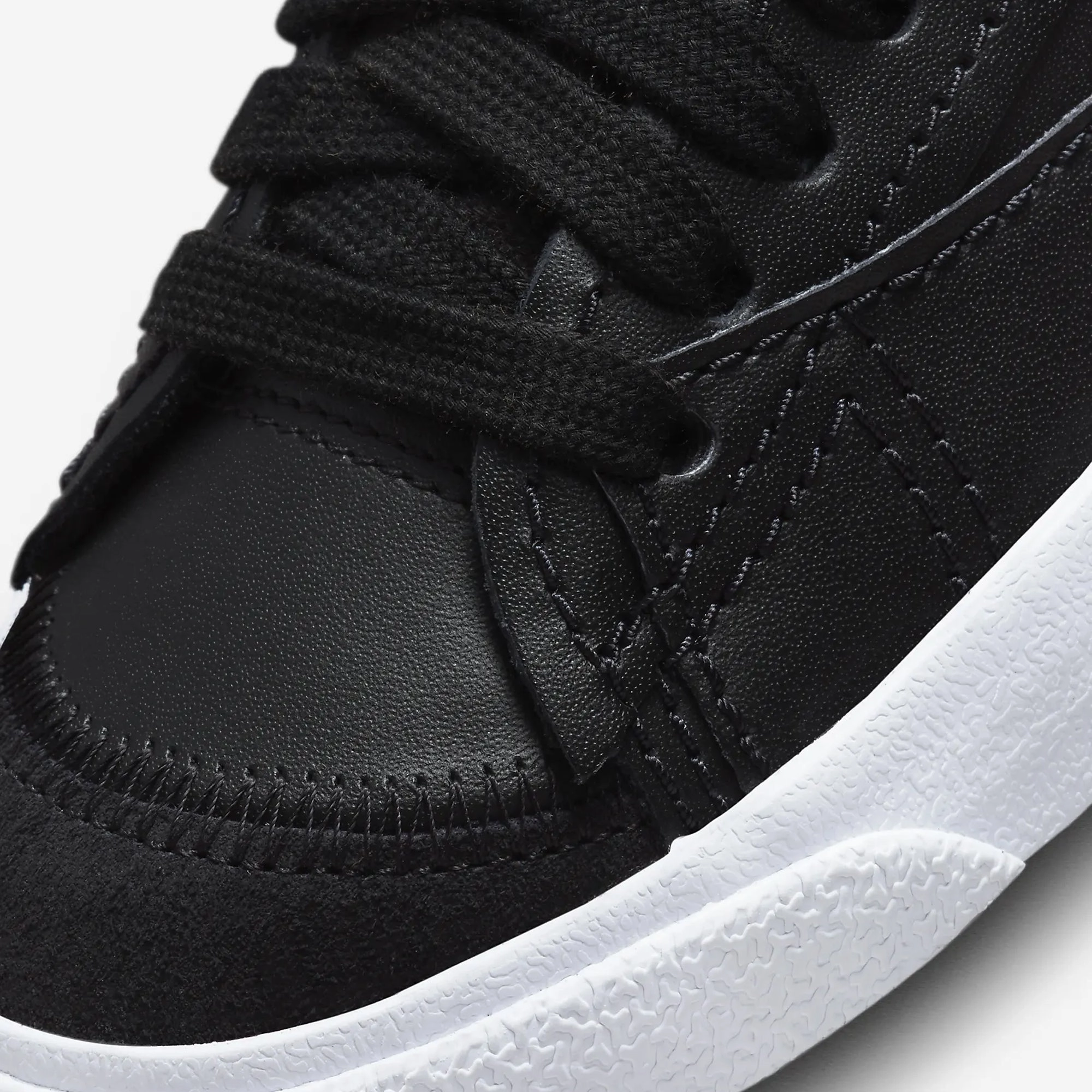 Nike | BLAZER LOW '77 JUMBO { BLACK/WHITE-BLACK-TEAM ORANGE