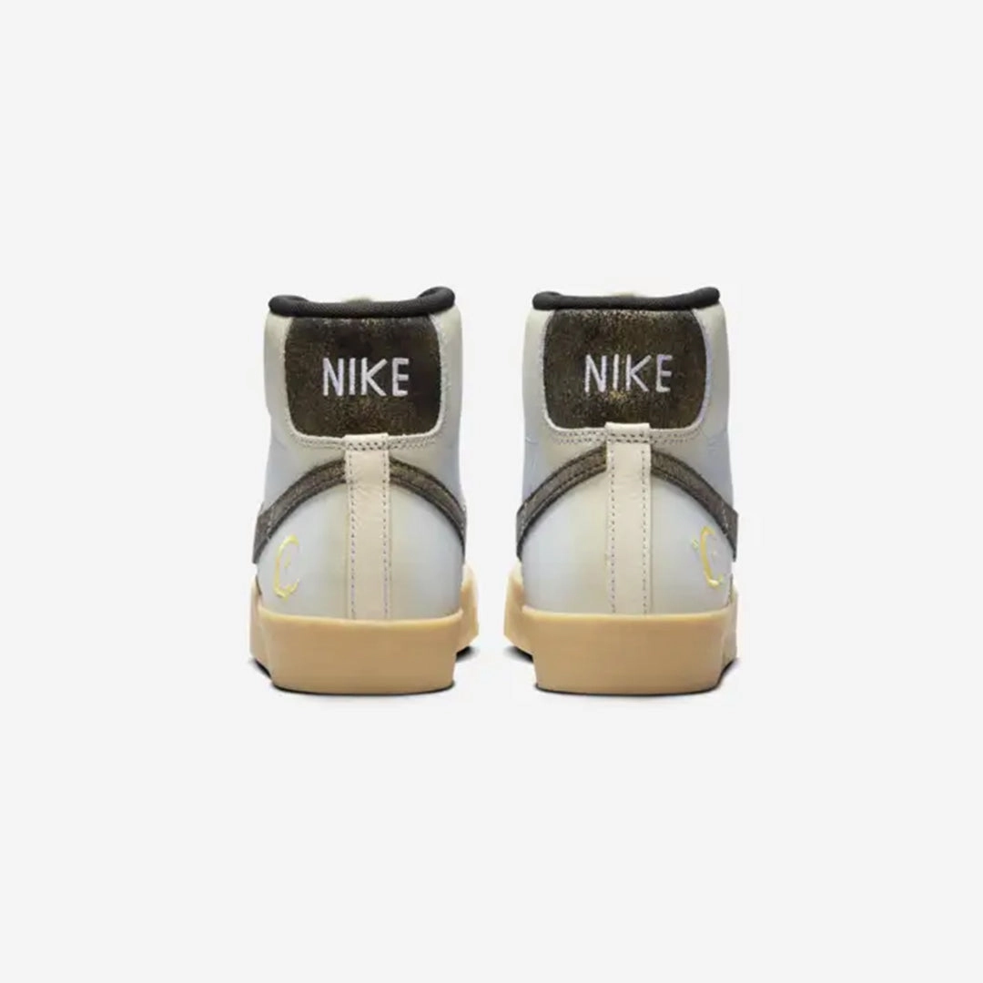 Nike | BLAZER MID '77 PREMIUM { LT OREWOOD BRN/GUM YELLOW-TOPAZ GOLD