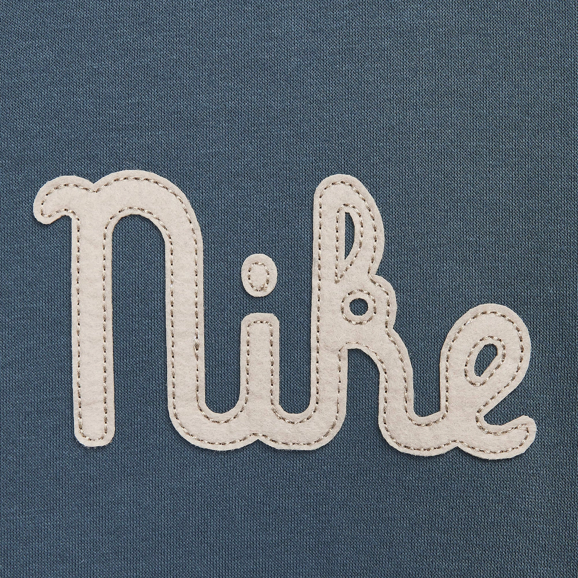 Nike | CREW-NECK FLEECE SWEATSHIRT  { DEEP JUNGLE/KHAKI/CAMPFIRE ORANGE