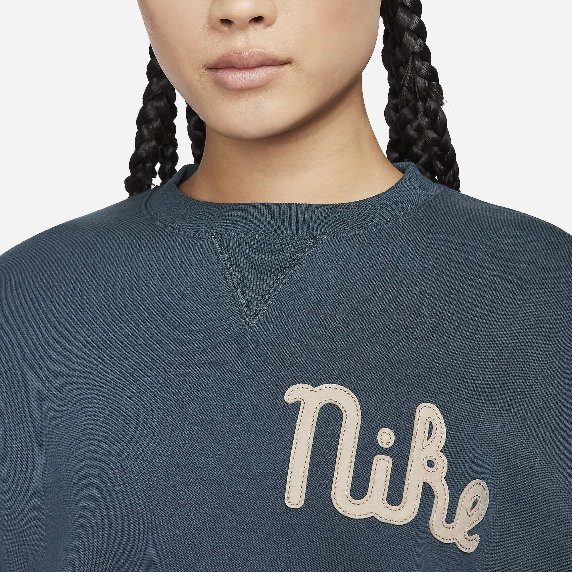 Nike | CREW-NECK FLEECE SWEATSHIRT  { DEEP JUNGLE/KHAKI/CAMPFIRE ORANGE