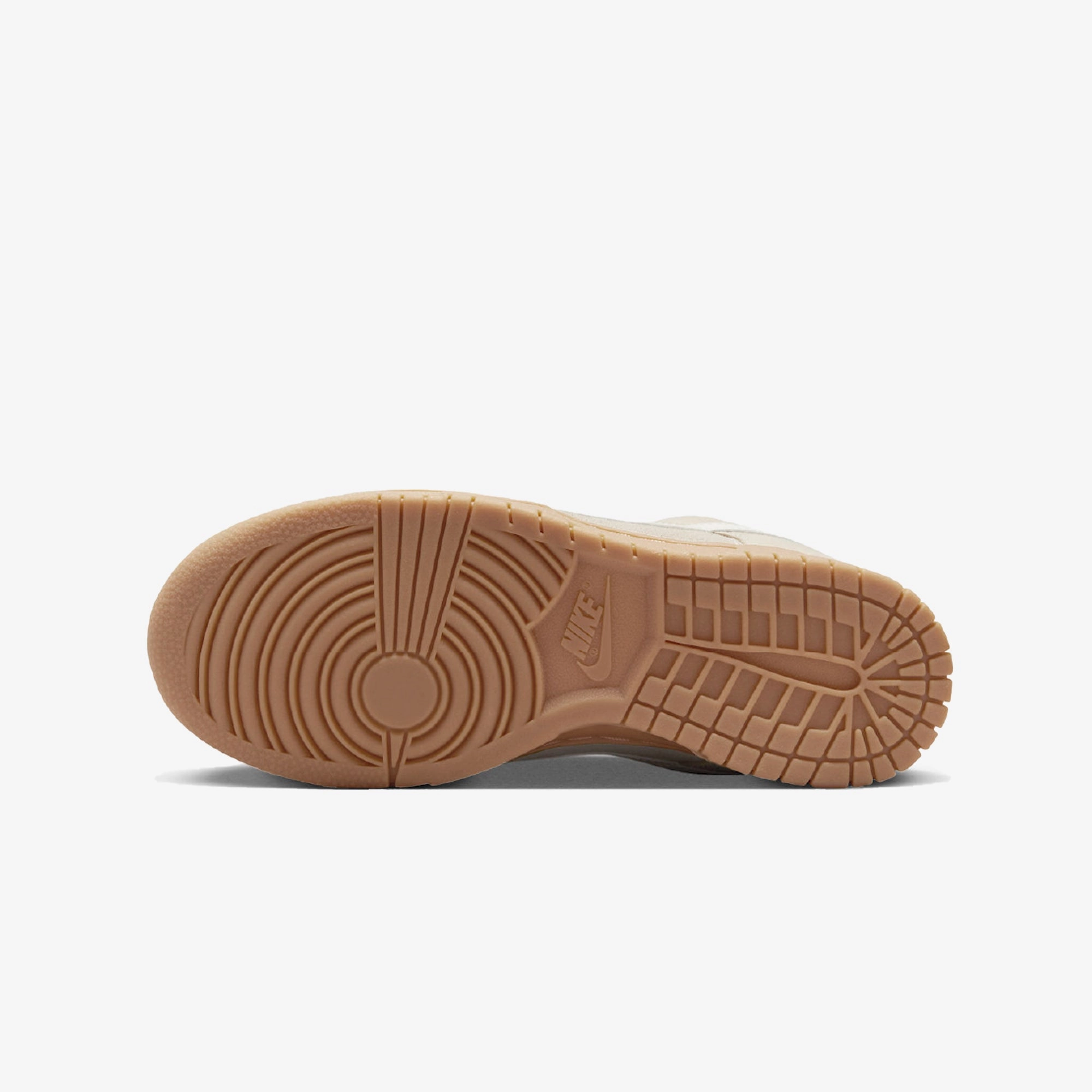 Nike | DUNK LOW SE  { LT OREWOOD BRN/SAIL-GUM LIGHT BROWN