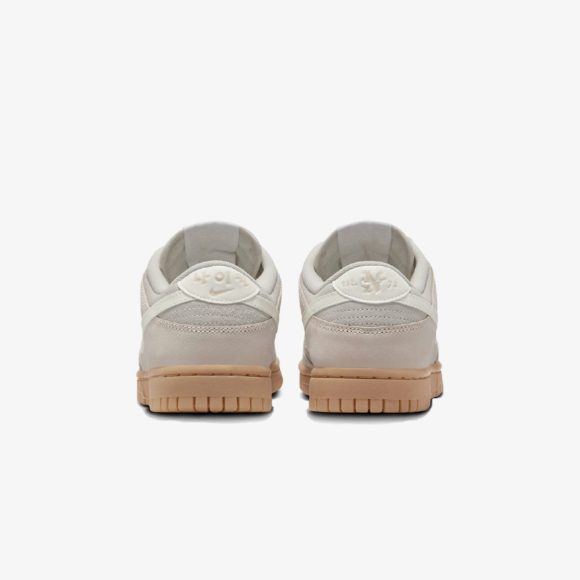 Nike | DUNK LOW SE  { LT OREWOOD BRN/SAIL-GUM LIGHT BROWN