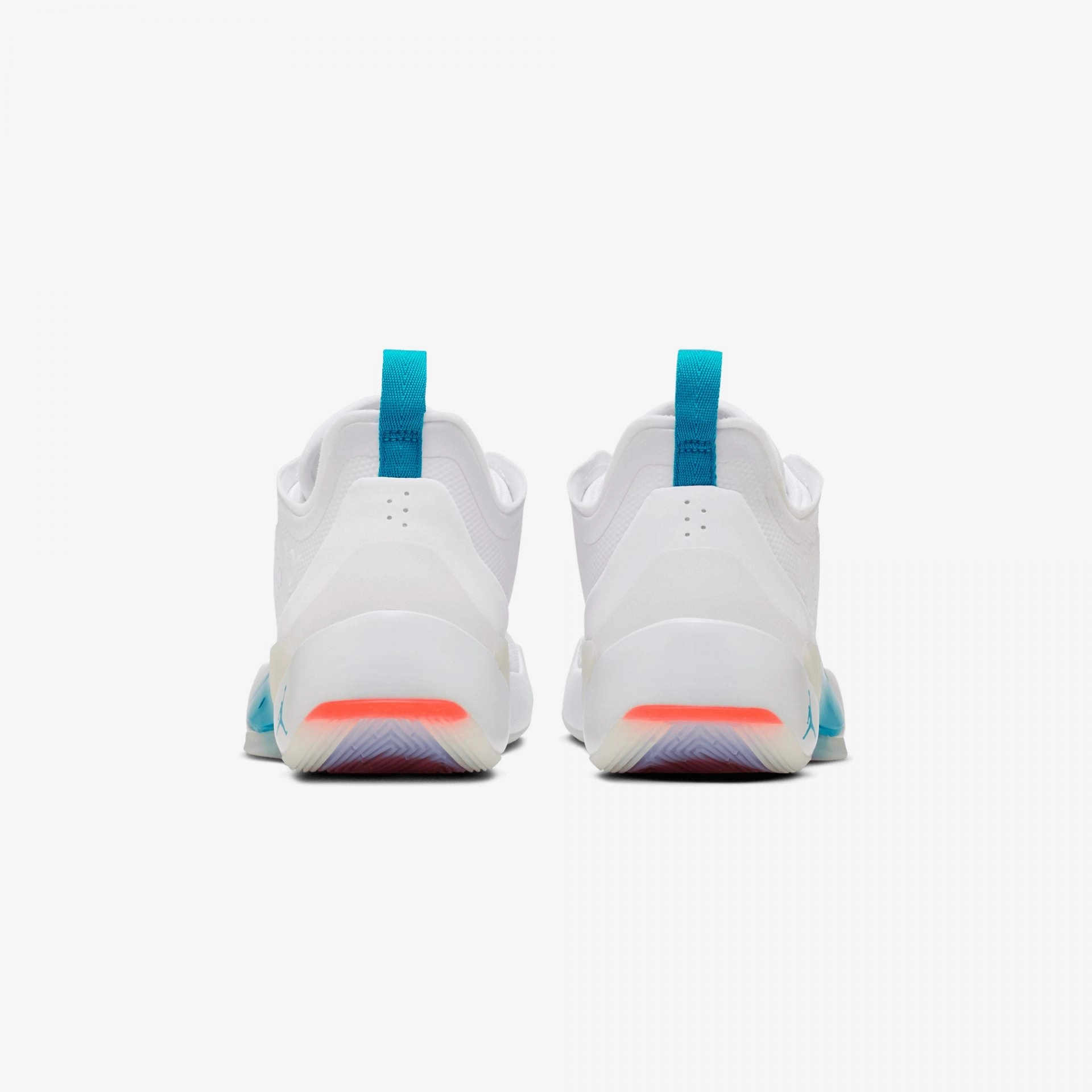 Nike | LUKA 1 PF  { WHITE/METALLIC SILVER