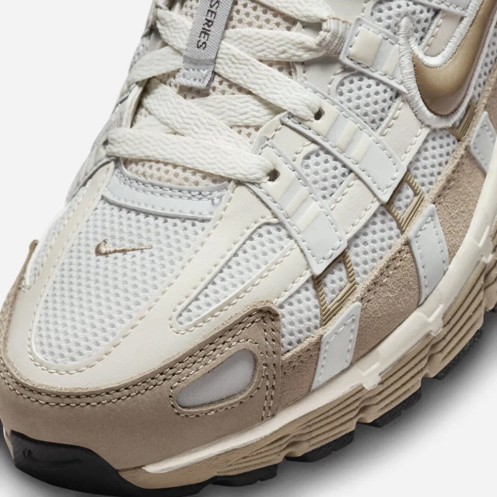 Nike | P-6000 PREMIUM  { PHOTON DUST/KHAKI-LIGHT BONE-PALE IVORY