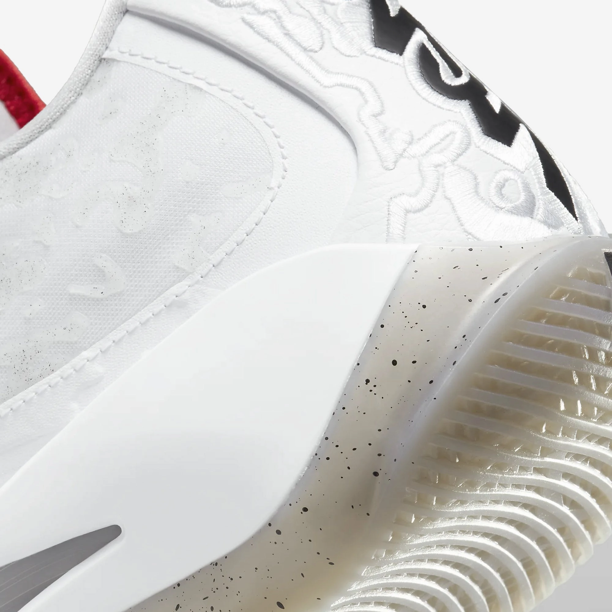 Nike | ZION 3 PF  { WHITE/UNIVERSITY RED-CEMENT GREY