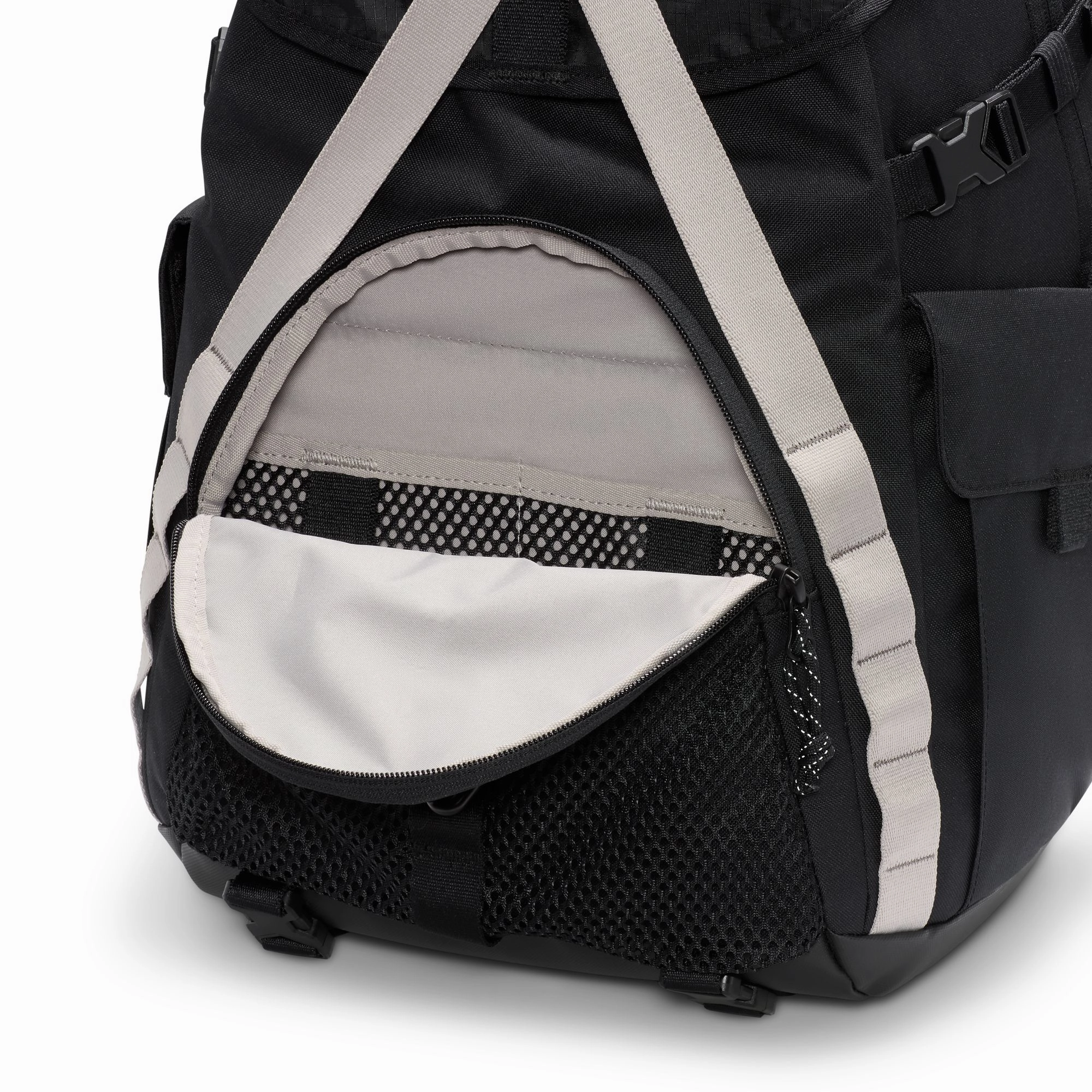 Nike ACG DAYMAX Backpack HJ8178-010