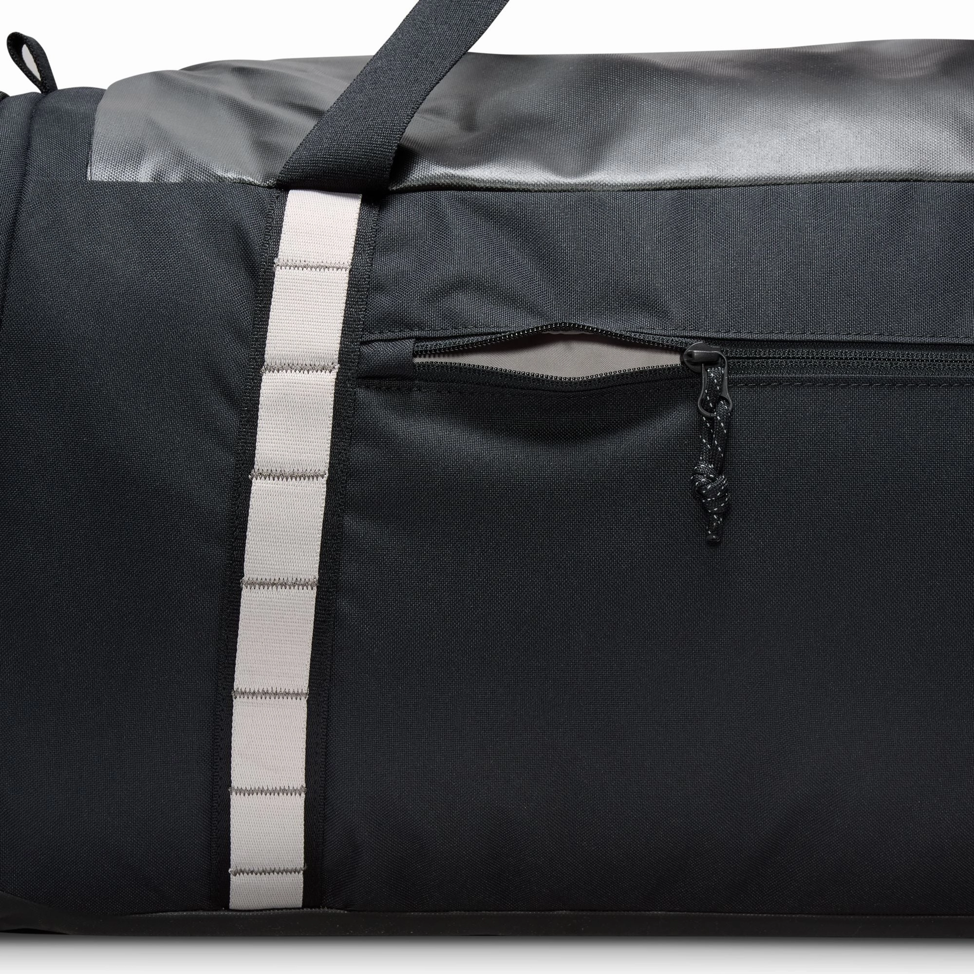 Nike ACG DAYMAX Duffel Bag HJ8185-010