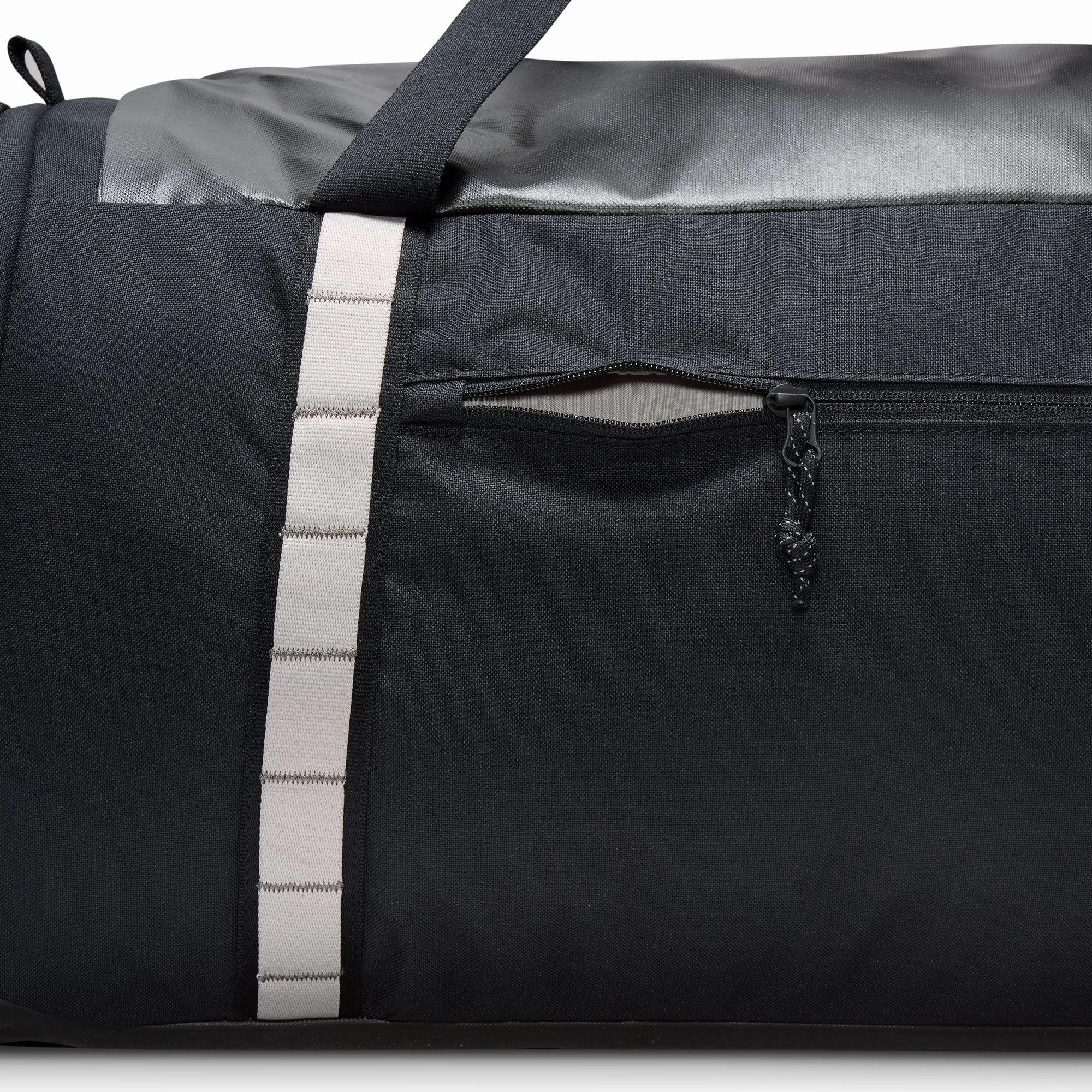 Nike ACG DAYMAX Duffel Bag HJ8185-010