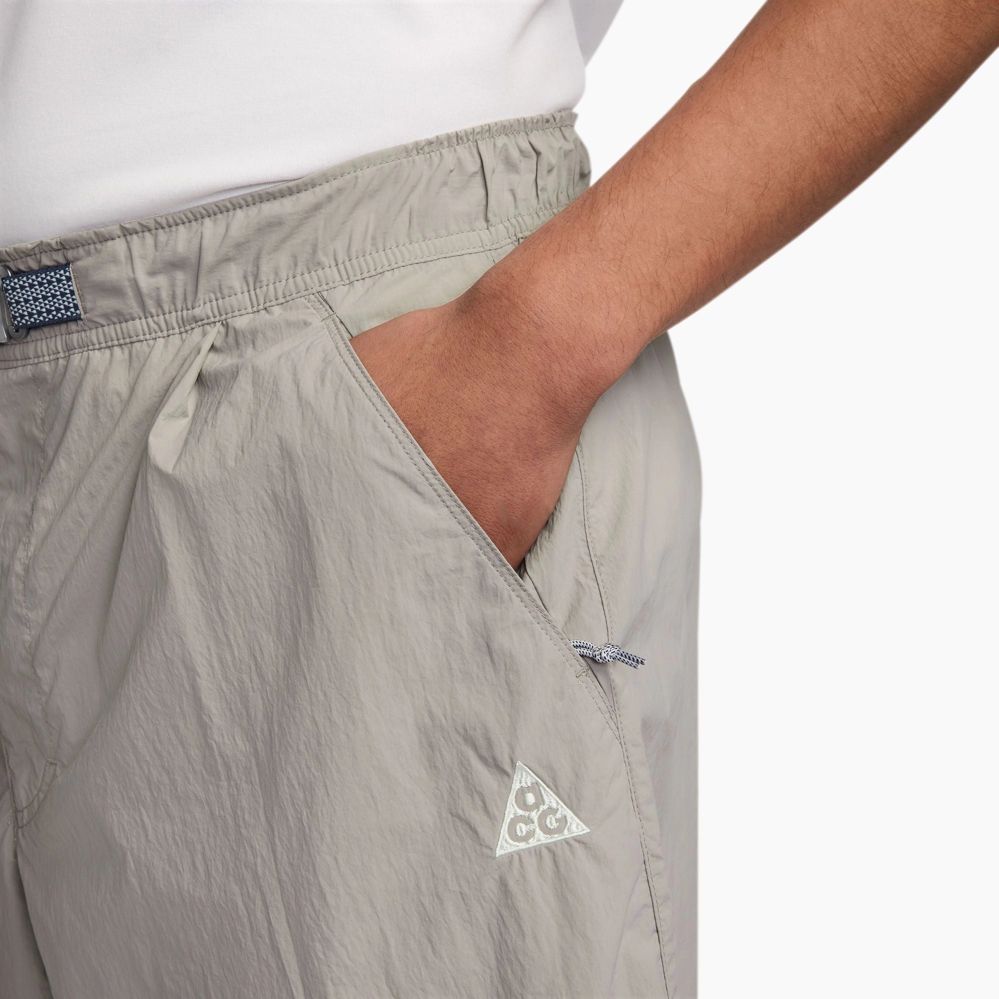 Nike ACG Orb Weaver UV Repel Oversized Shorts College Grey/Football Grey/Summit White HJ2887-009