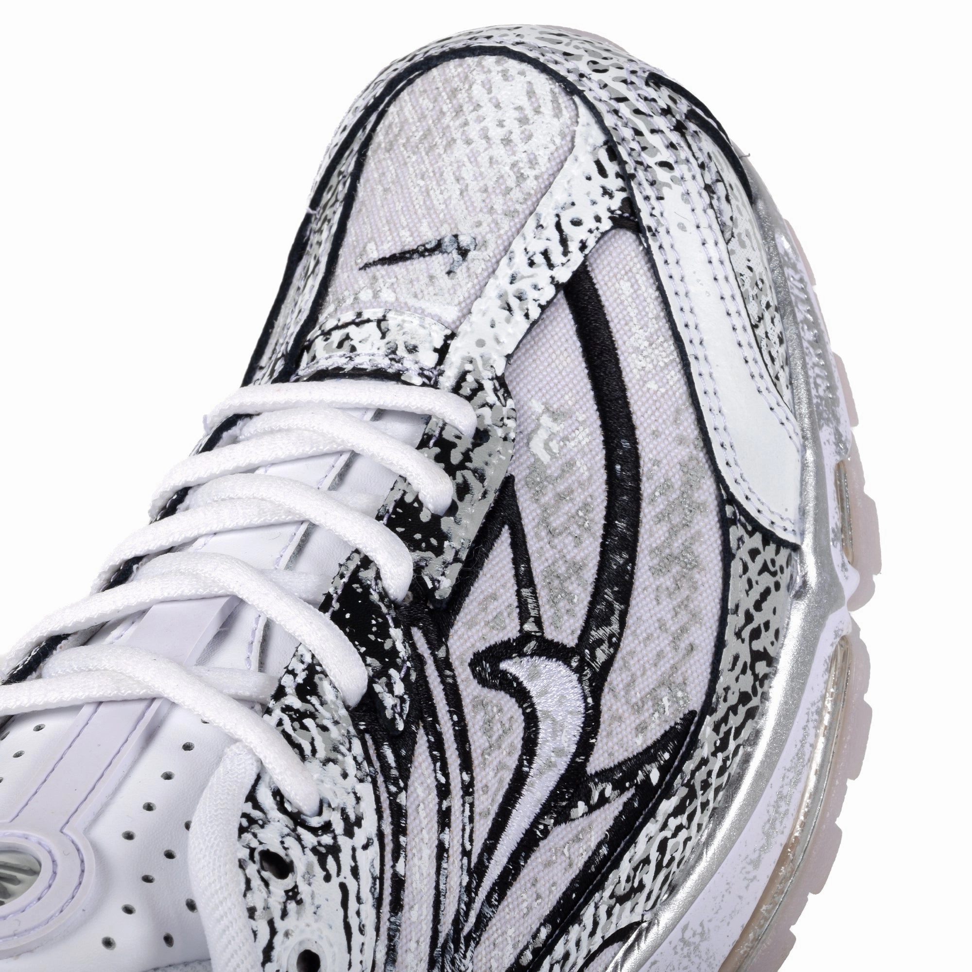 Nike Shox Ride 2 White/Metallic Platinum/Black/Flt Gold IB8174-100