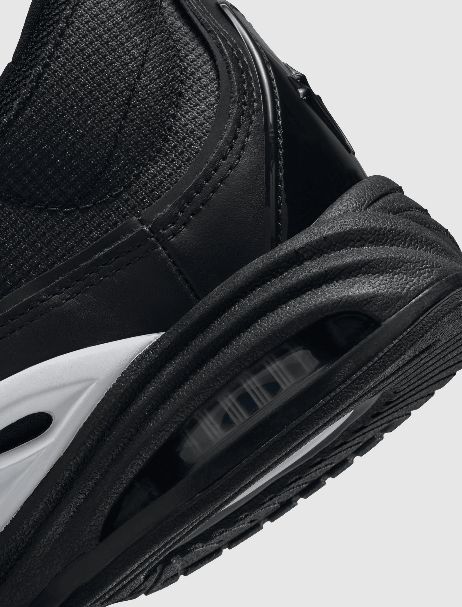 NOCTA AIR ZOOM DRIVE BLACK/WHITE