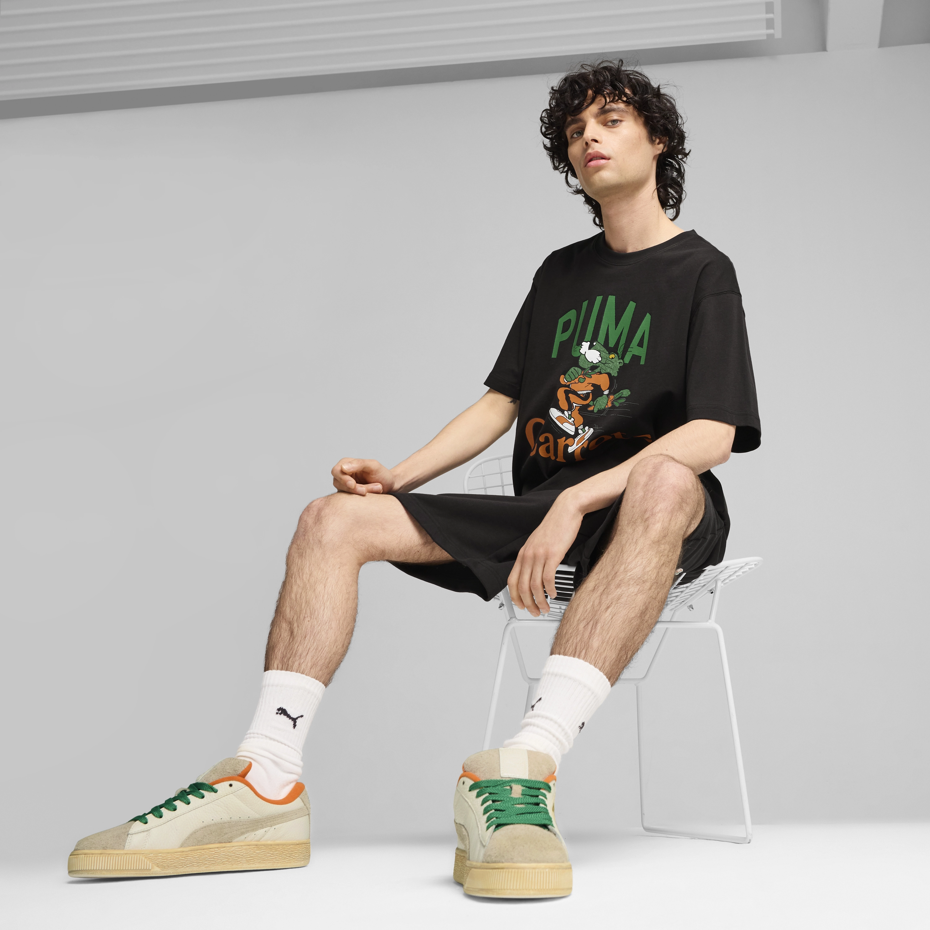 PUMA | x CARROTS RELAXED FIT GRAPHIC TEE { BLACK