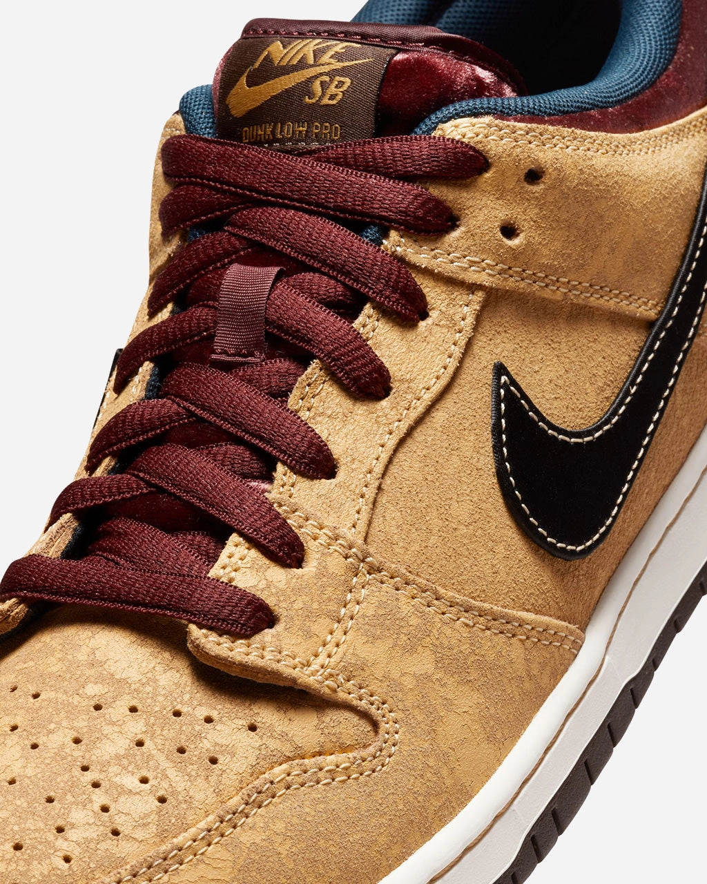 SB Dunk Low Pro 'City of Cinema'