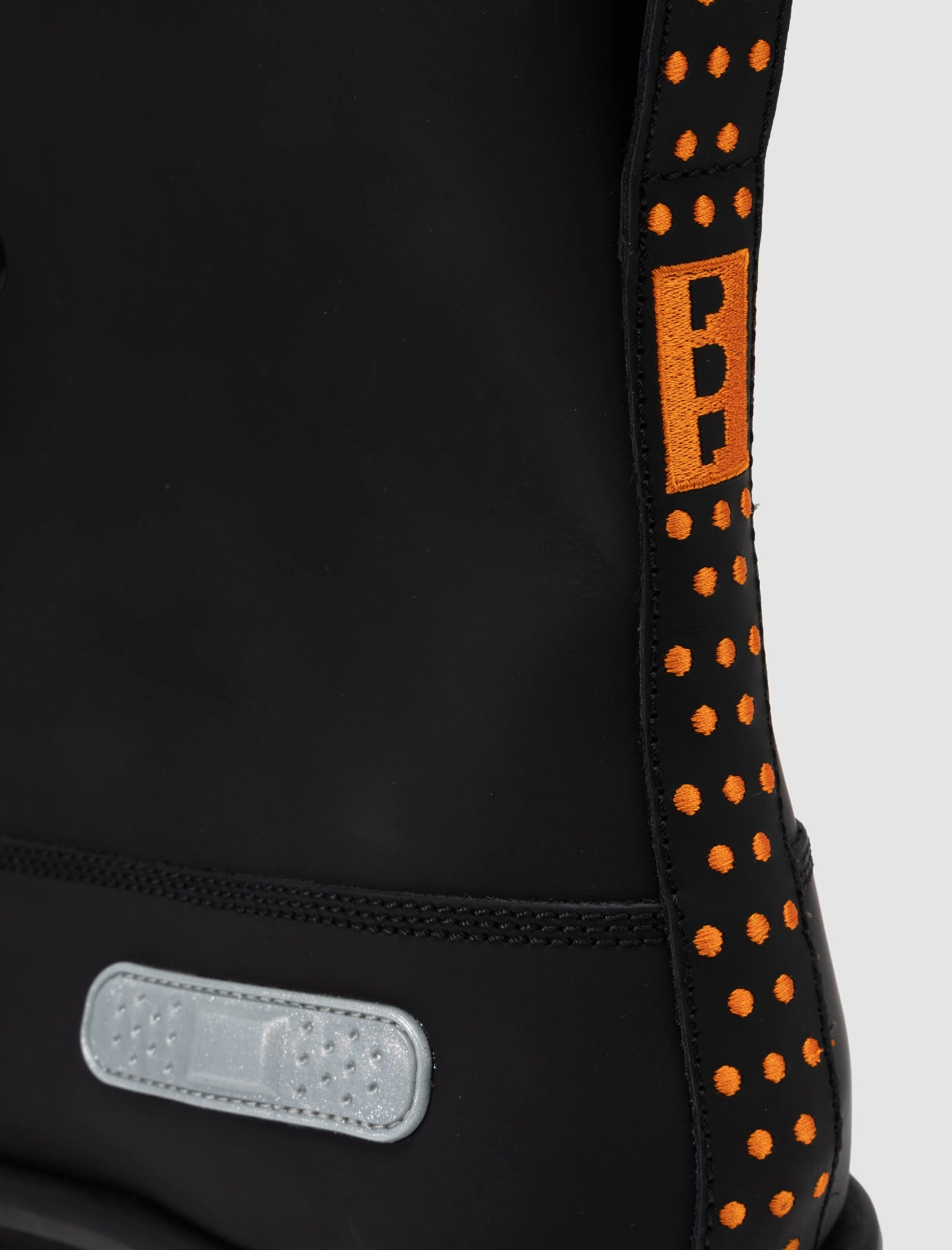 STRADA HIGH BLACK