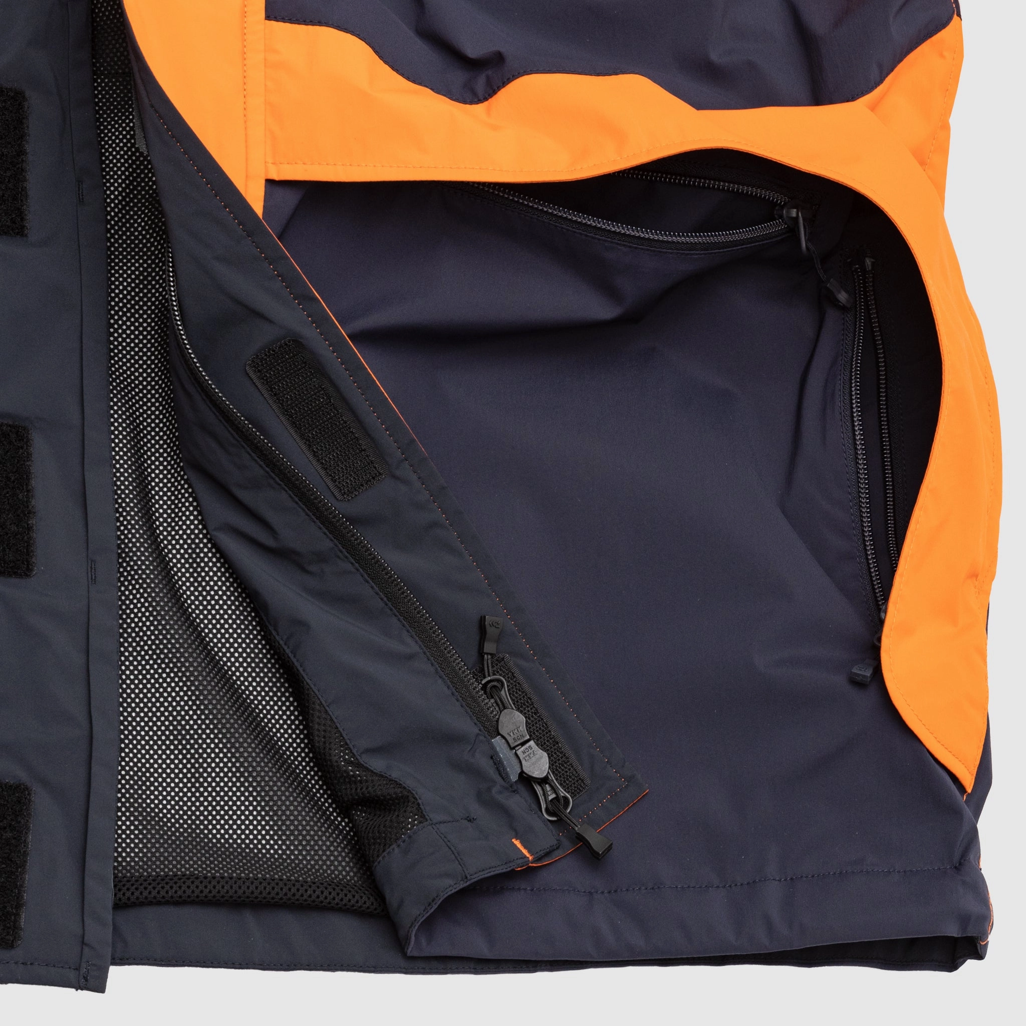 TECH STORM MOUNTAIN JACKET