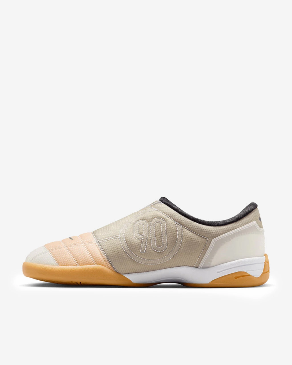 Total 90 'White/Black-Gum'
