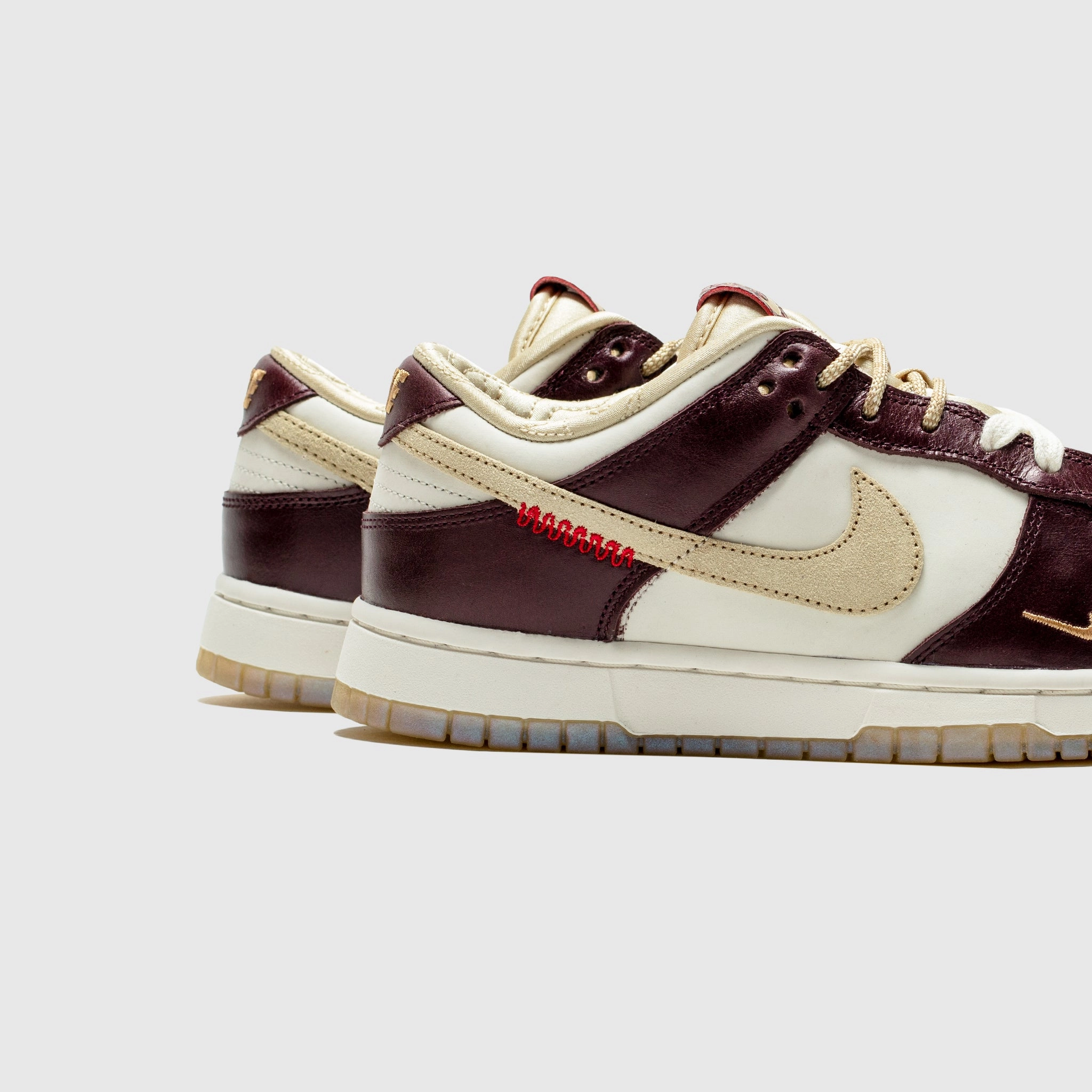 WMNS DUNK LOW LX SAIL