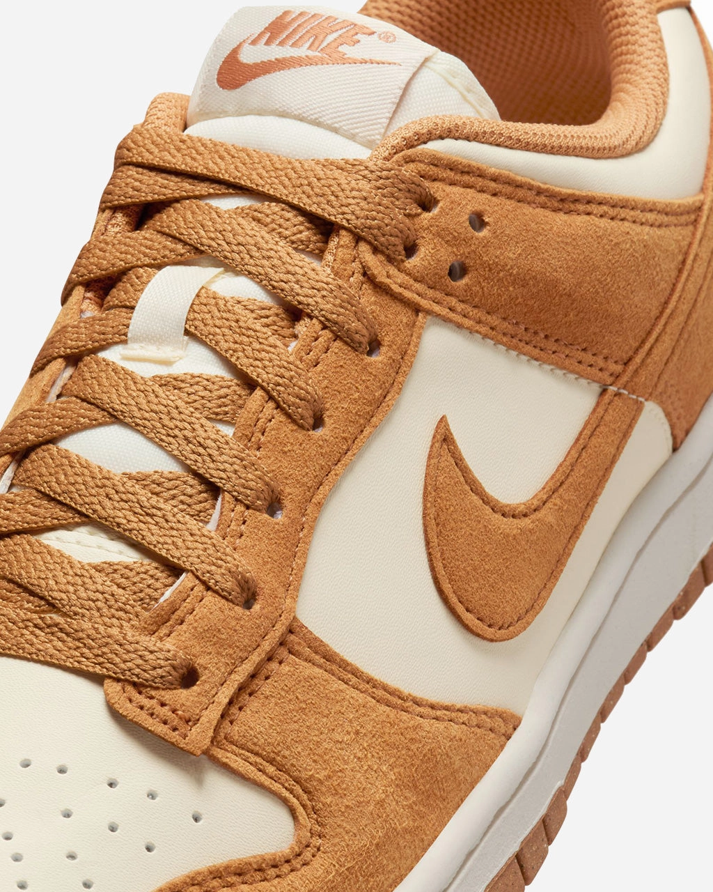 WMNS Dunk Low Next Nature 'Flax/Coconut Milk'