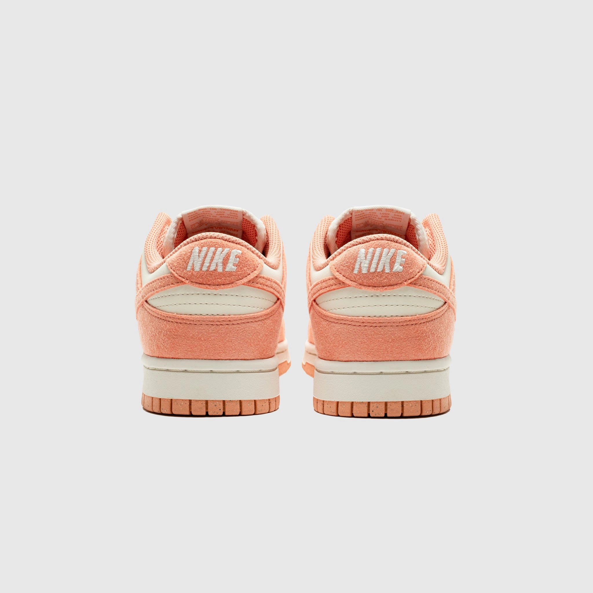 WMNS DUNK LOW SOFT PEARL