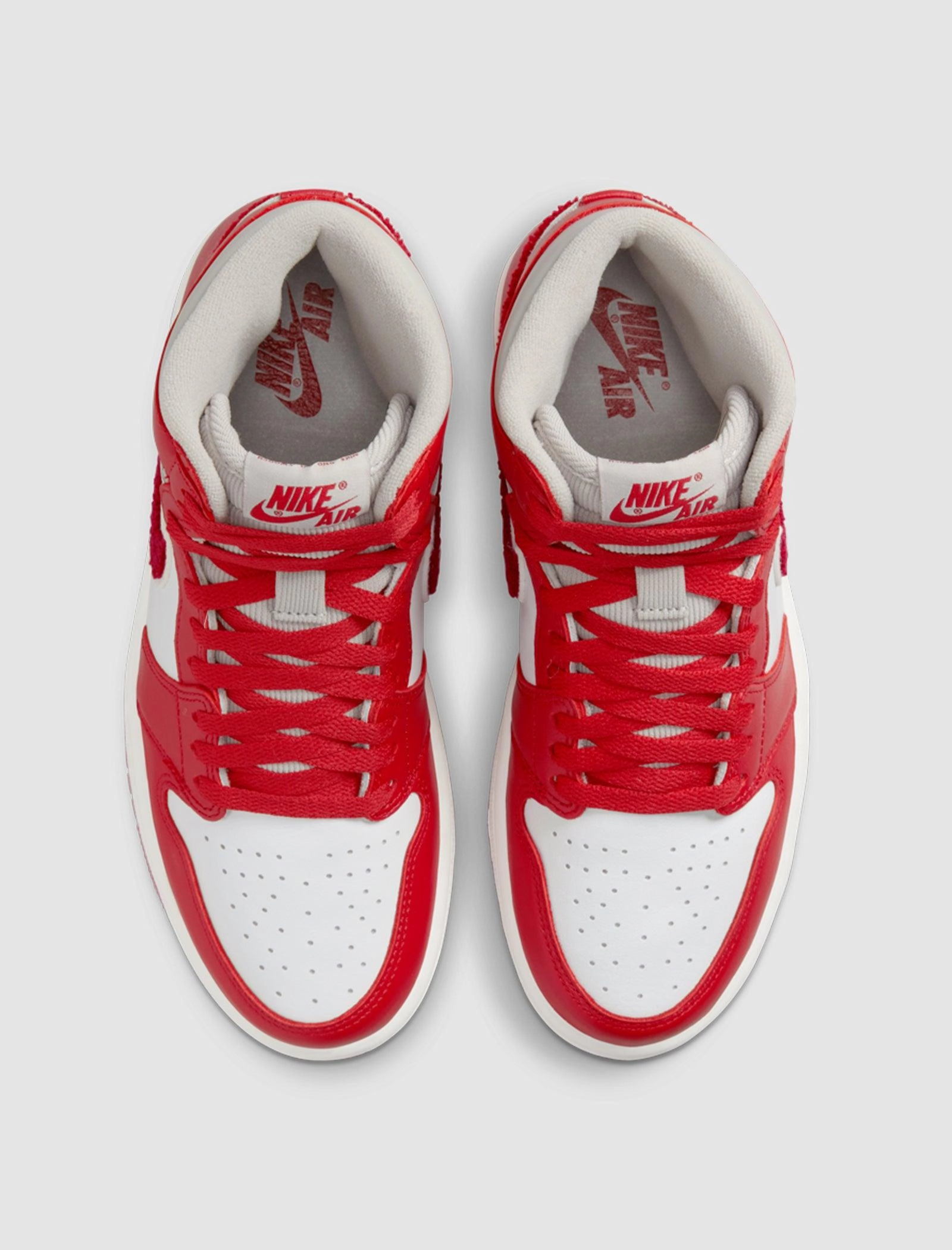 WOMENS AIR JORDAN 1 NEWSTALGIA