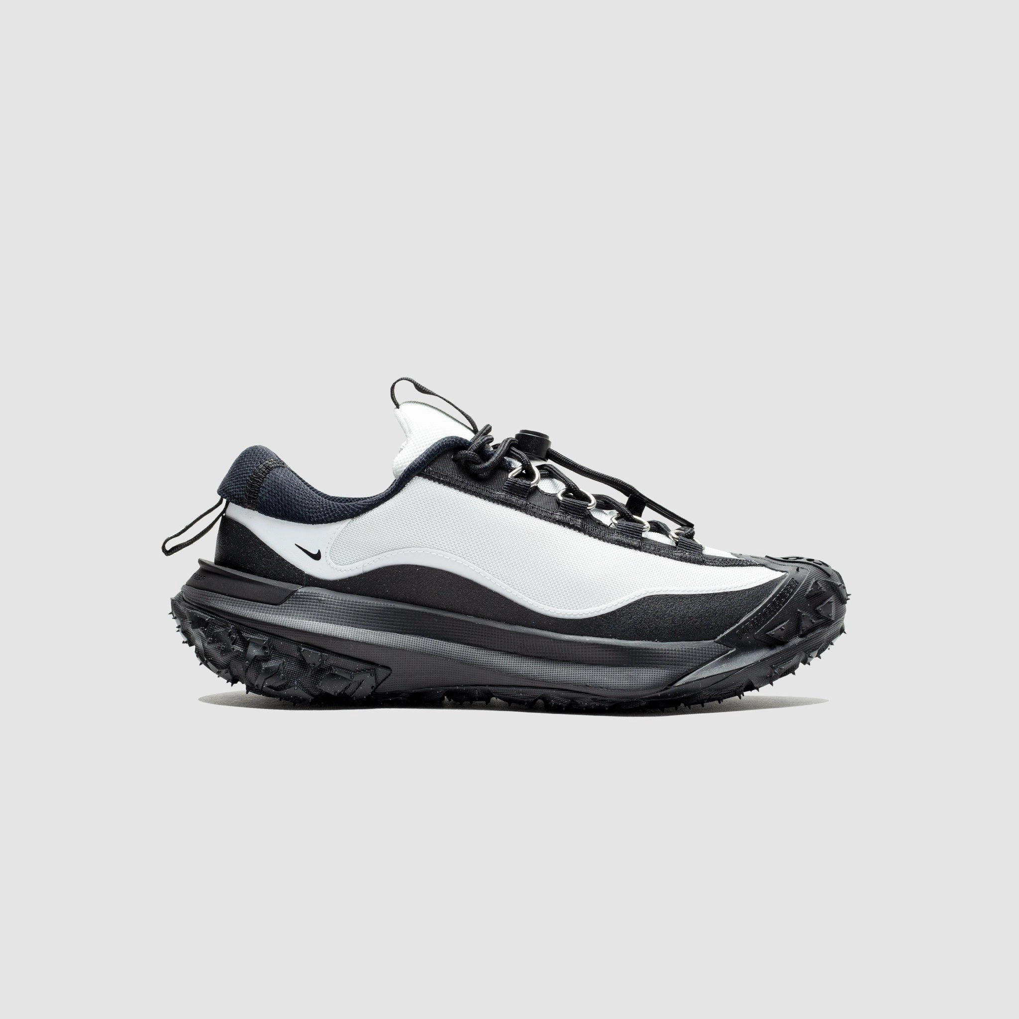 X ACG MOUNTAIN FLY 2 LOW SP BLACK/WHITE