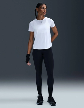 חולצת אימון One Classic Dri-FIT | נשים